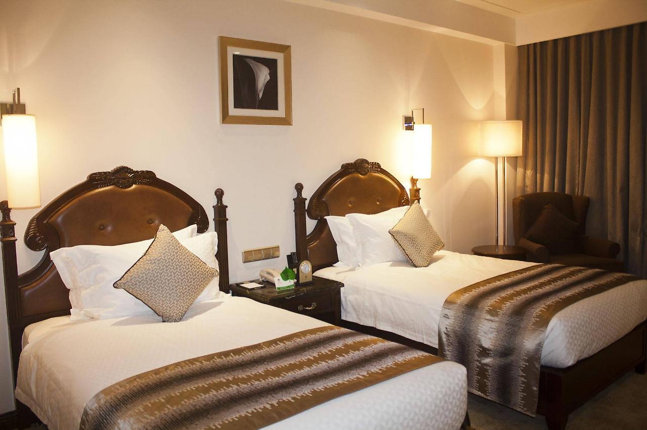 Tang Palace Hotel アクラ エクステリア 写真