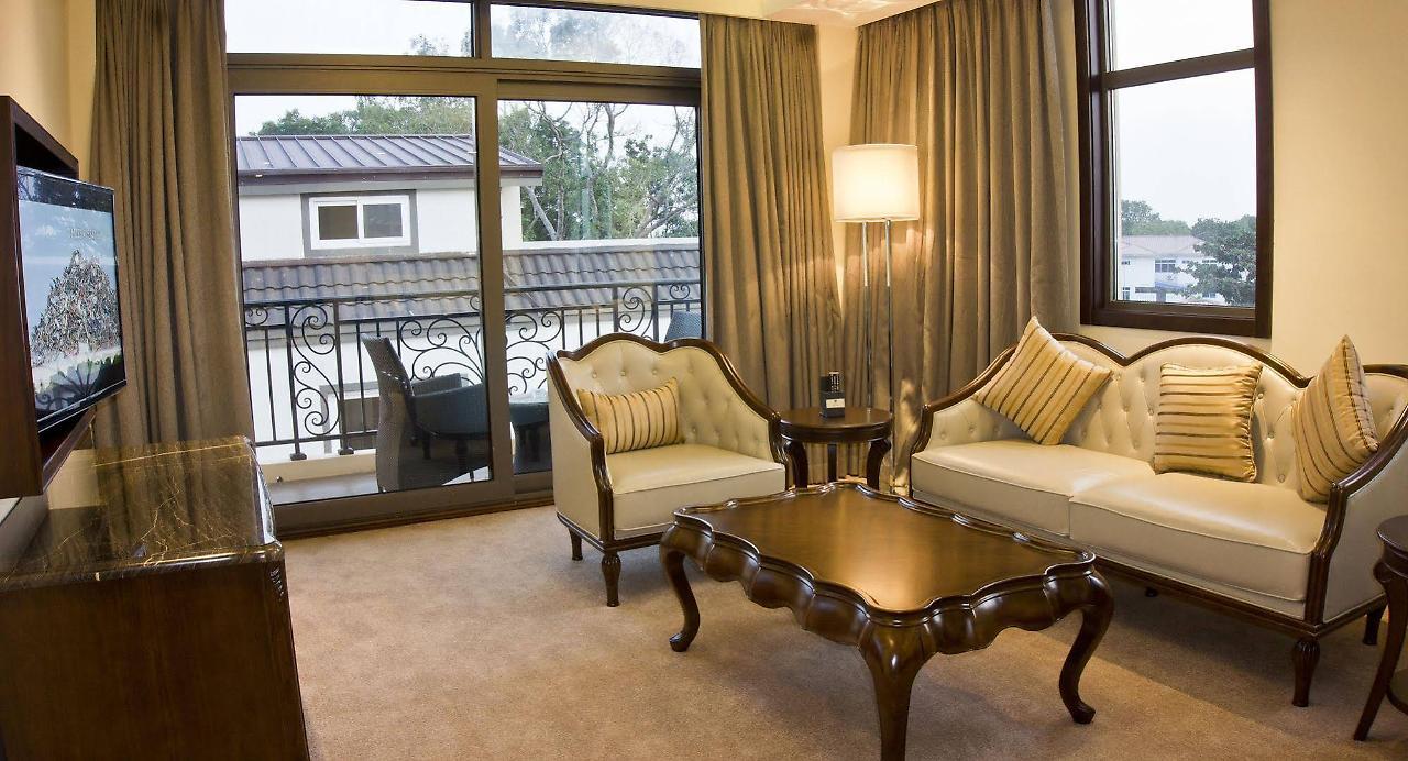 Tang Palace Hotel アクラ エクステリア 写真