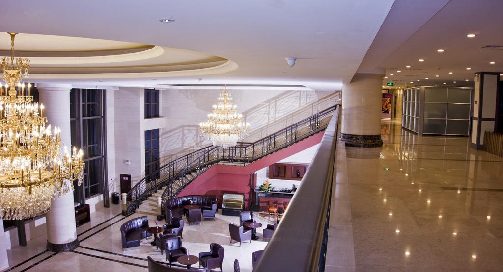 Tang Palace Hotel アクラ エクステリア 写真