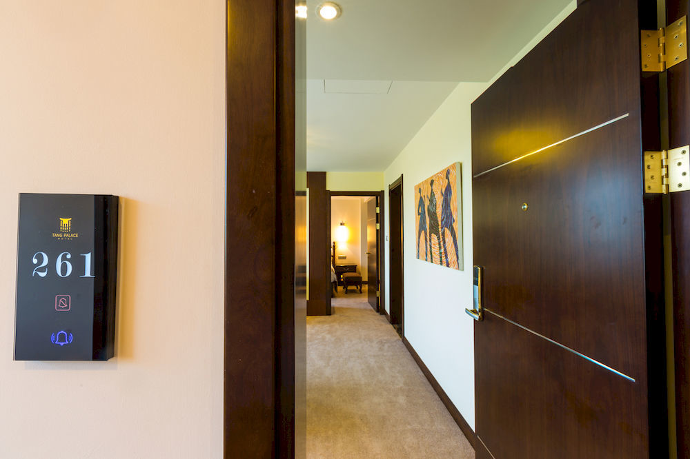 Tang Palace Hotel アクラ エクステリア 写真